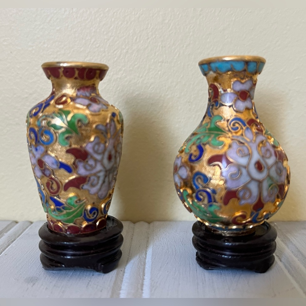 Vintage Miniature Cloisonne Style Gold Tone‎ Background Floral Vases With Bases - Picture 2 of 9